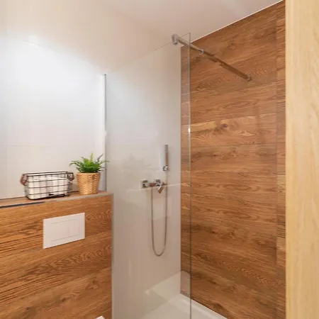 Quarto em Acomodações Particulares Goscinne Cichosza