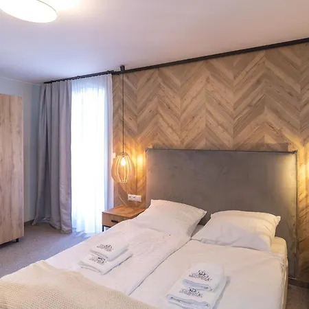 Homestay Goscinne Cichosza