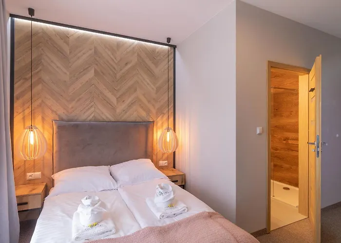 Homestay Goscinne Cichosza *